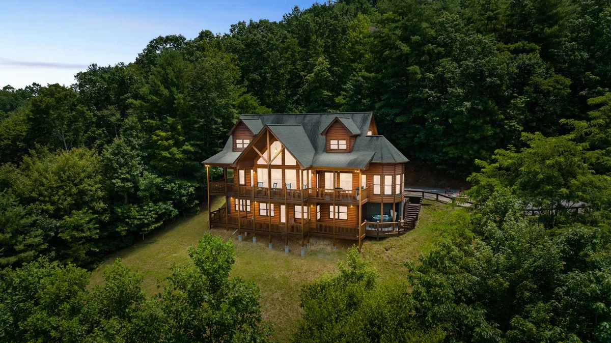 Home in Blairsville property photo 5
