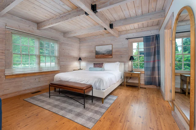 Bedroom image 1