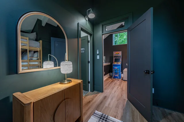 Bedroom image 1