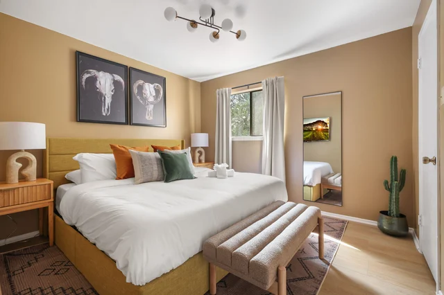 Bedroom image 1