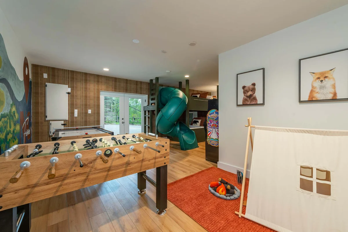 Home in Fairview property photo 28