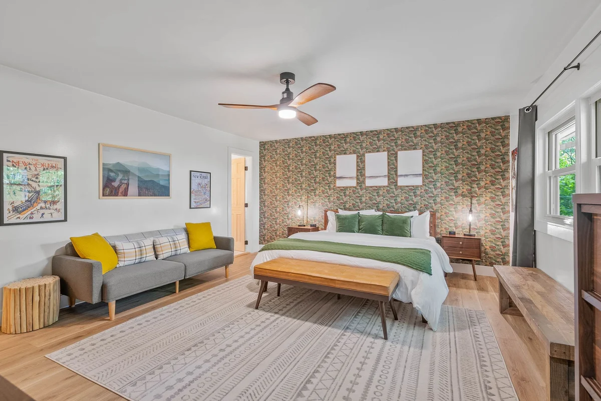 Bedroom image 1