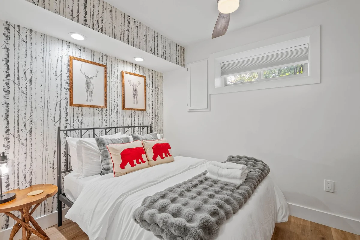 Bedroom image 1
