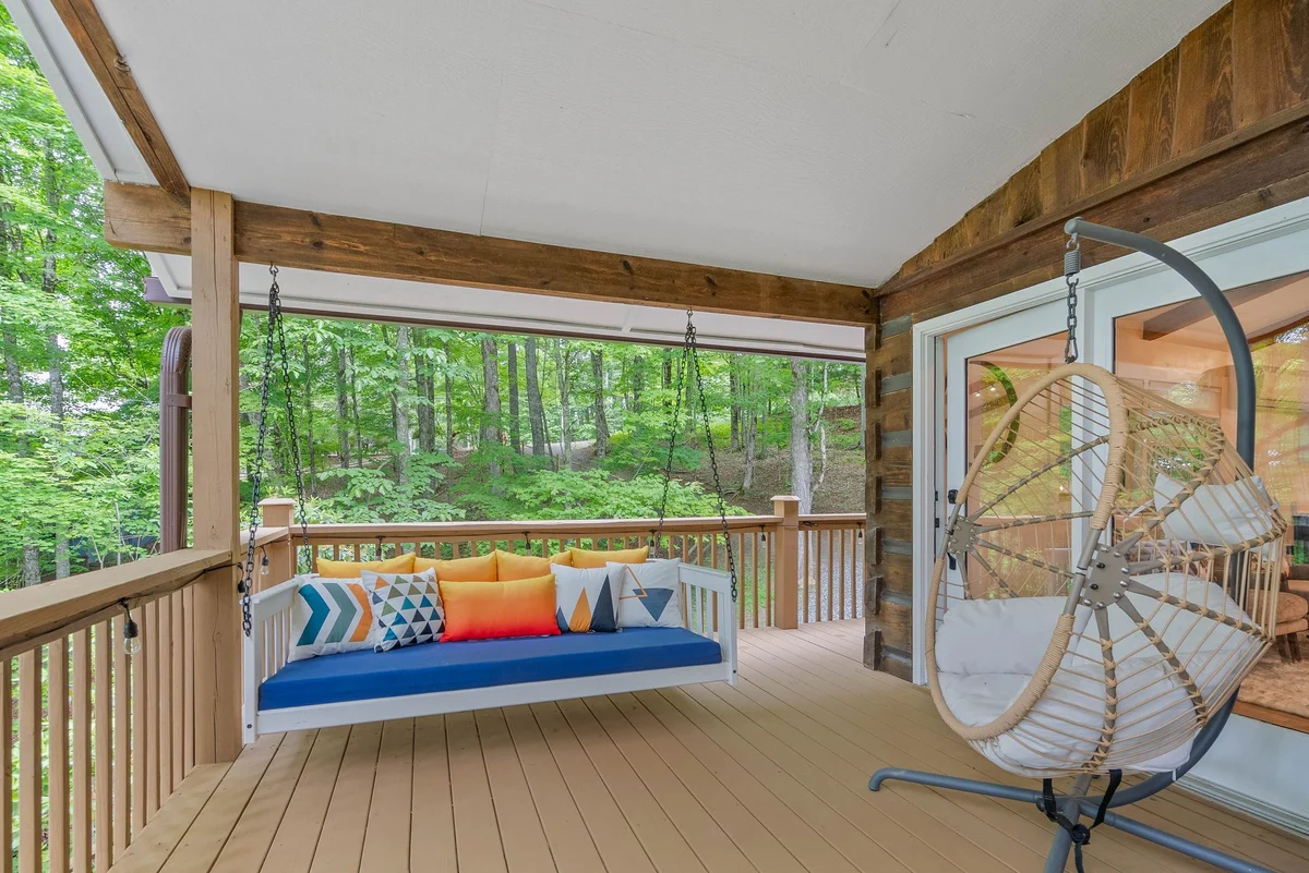 Home in Weaverville property photo 4