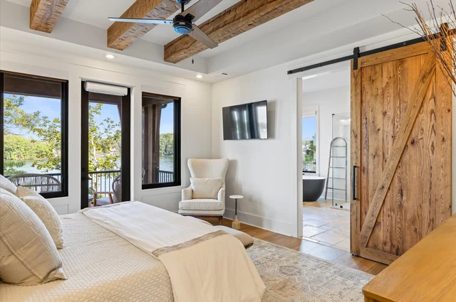 Bedroom image 1