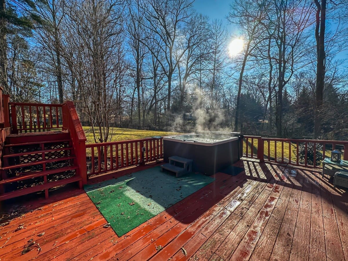 Hot Tub, Game Room, Dog Friendly property photo 5