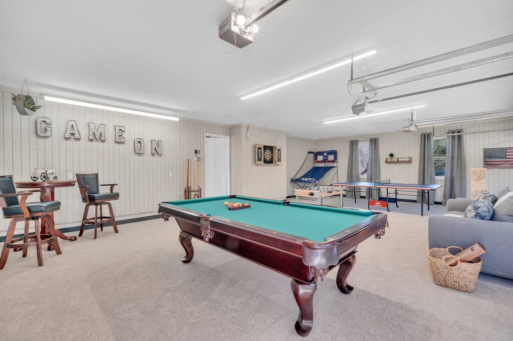 Hot Tub, Game Room, Dog Friendly property photo 3