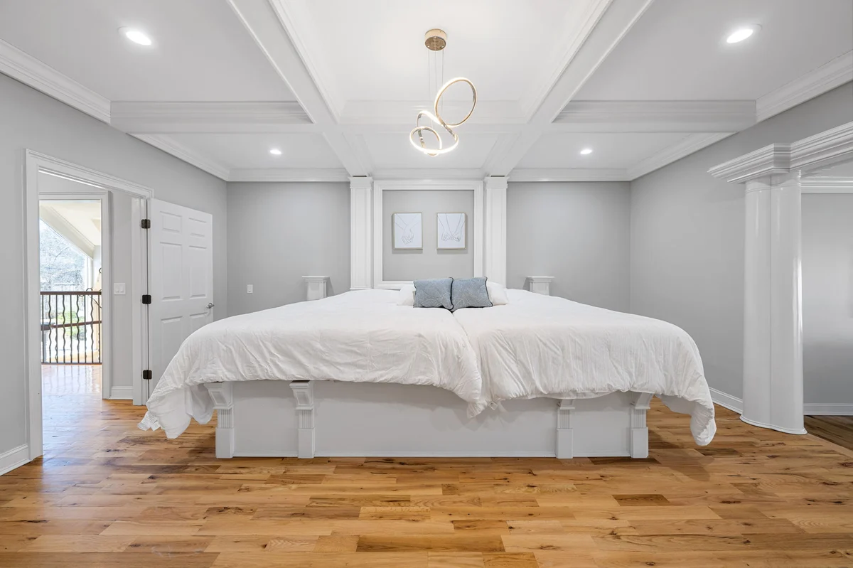 Bedroom image 1