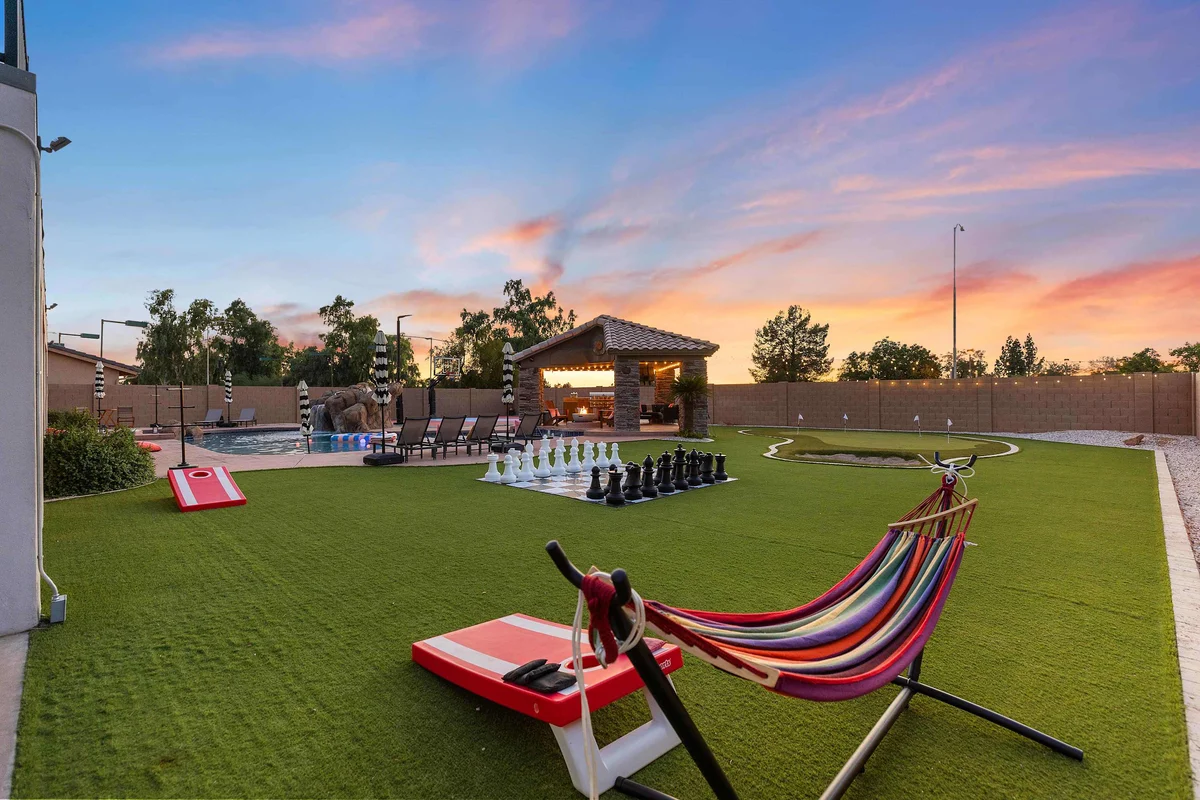 Luxury Retreat - Pool, BBQ, Theater and Games property photo 4