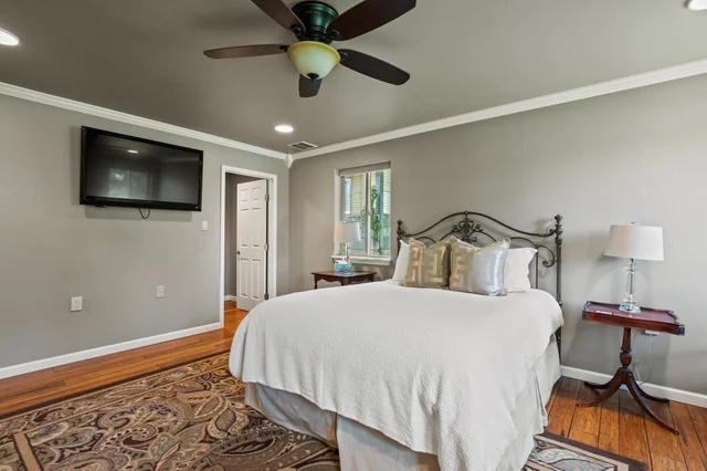 Bedroom image 1