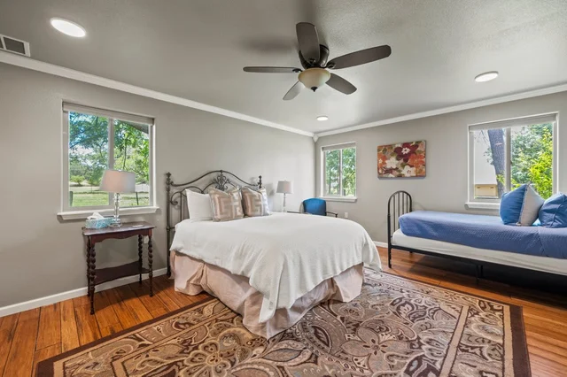 Bedroom image 1