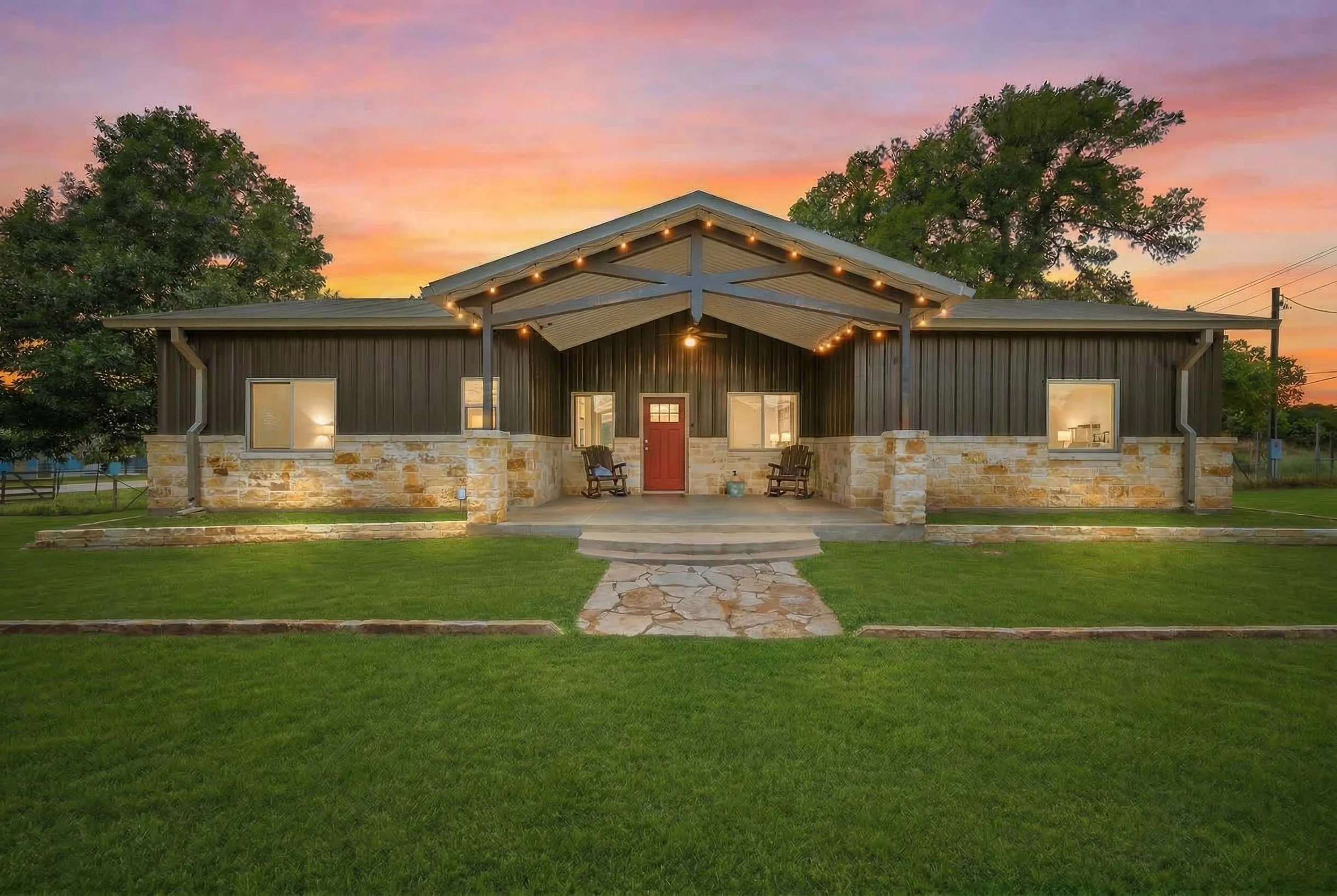Home in Fredericksburg property photo 2