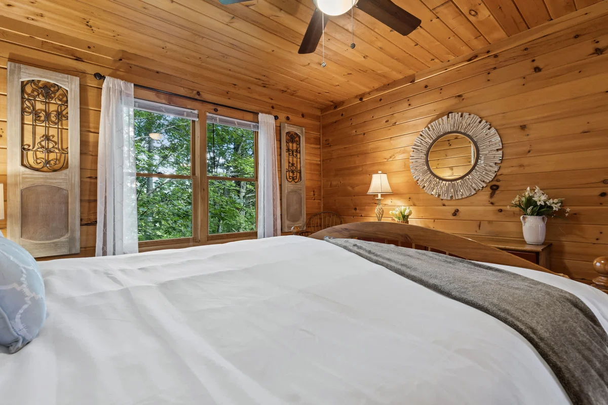 Bedroom image 1