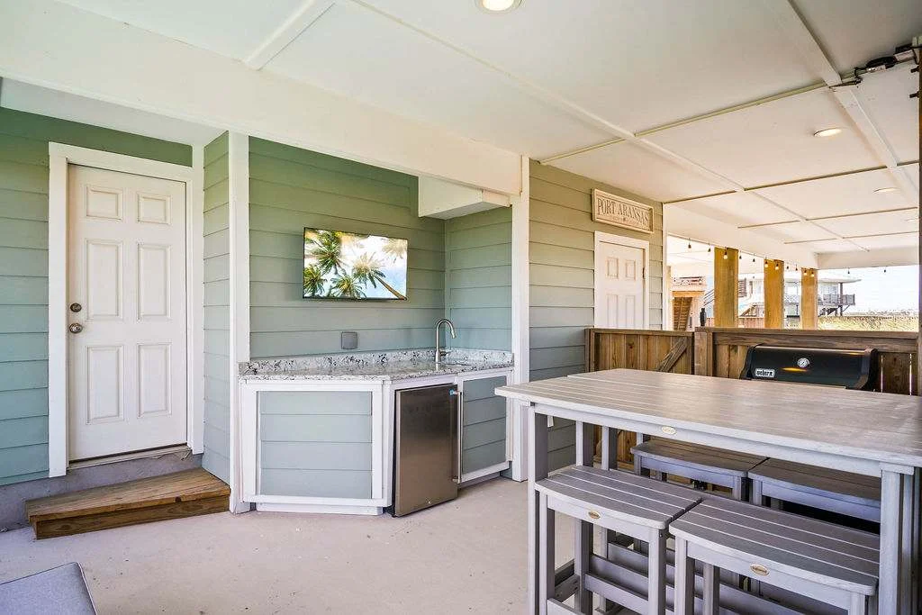 Our Last Sand Dollar Private Pool EV Boardwalk property photo 2