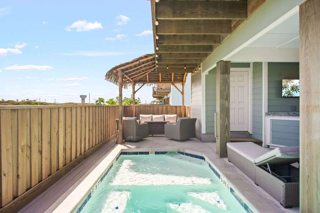 Our Last Sand Dollar Private Pool EV Boardwalk property photo 4