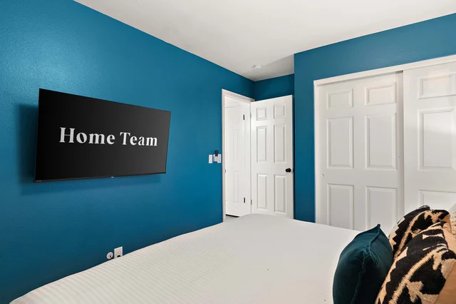 Bedroom image 1
