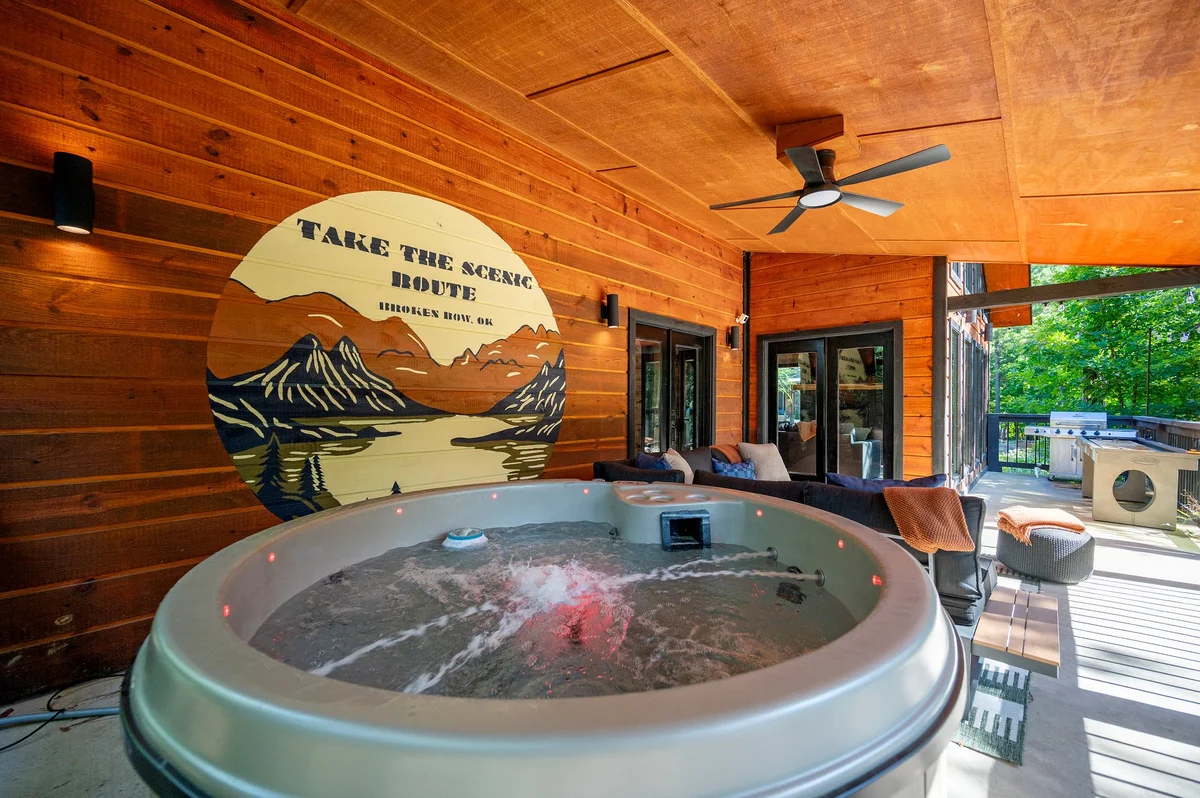 Home in Broken Bow property photo 3
