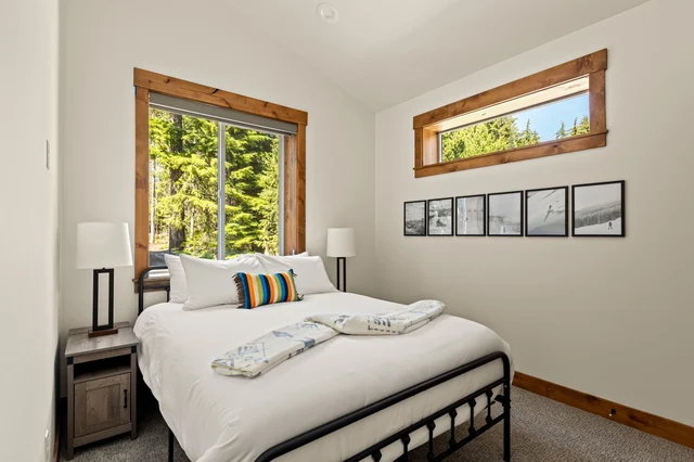 Bedroom image 1