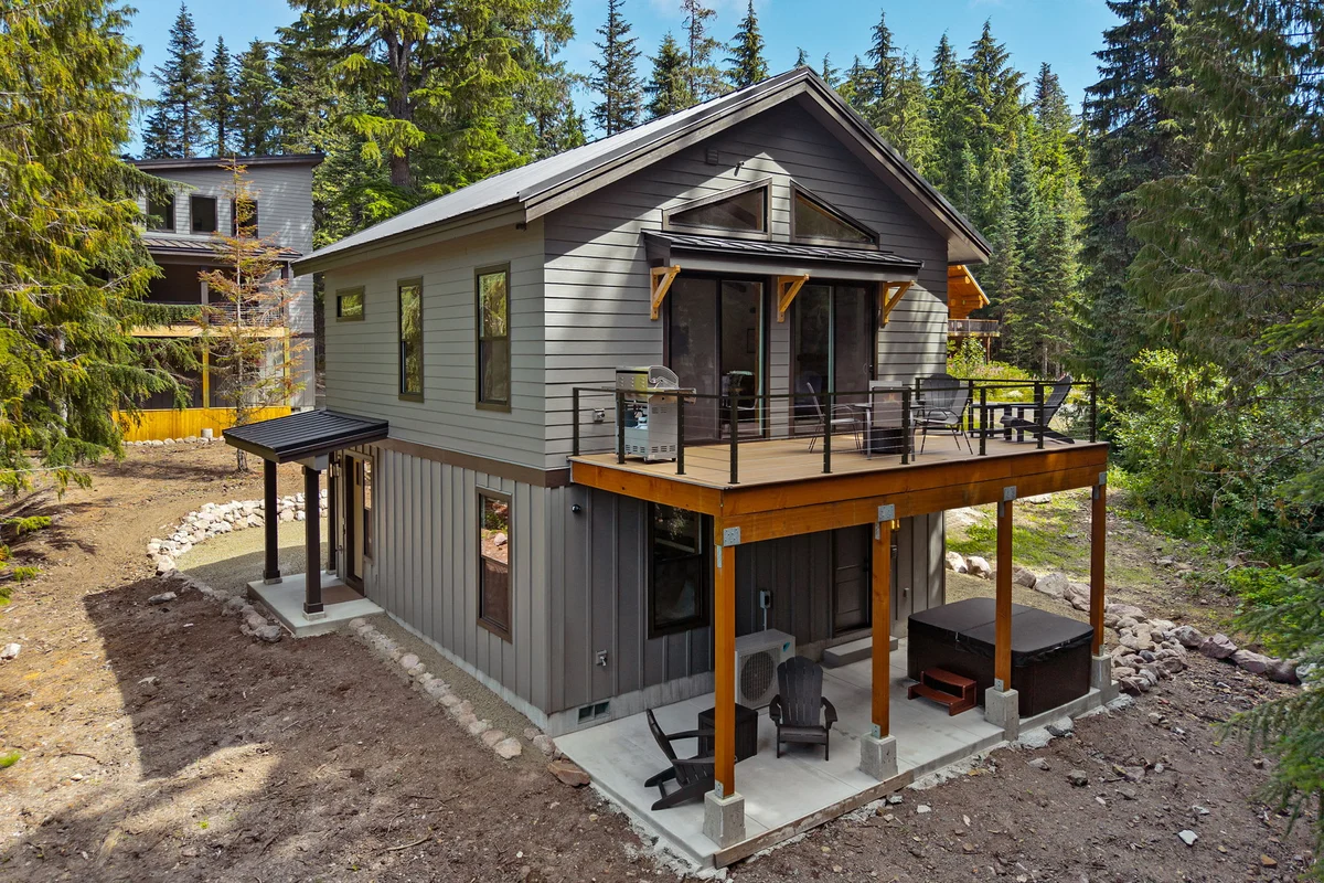 Home in Government Camp property photo 2
