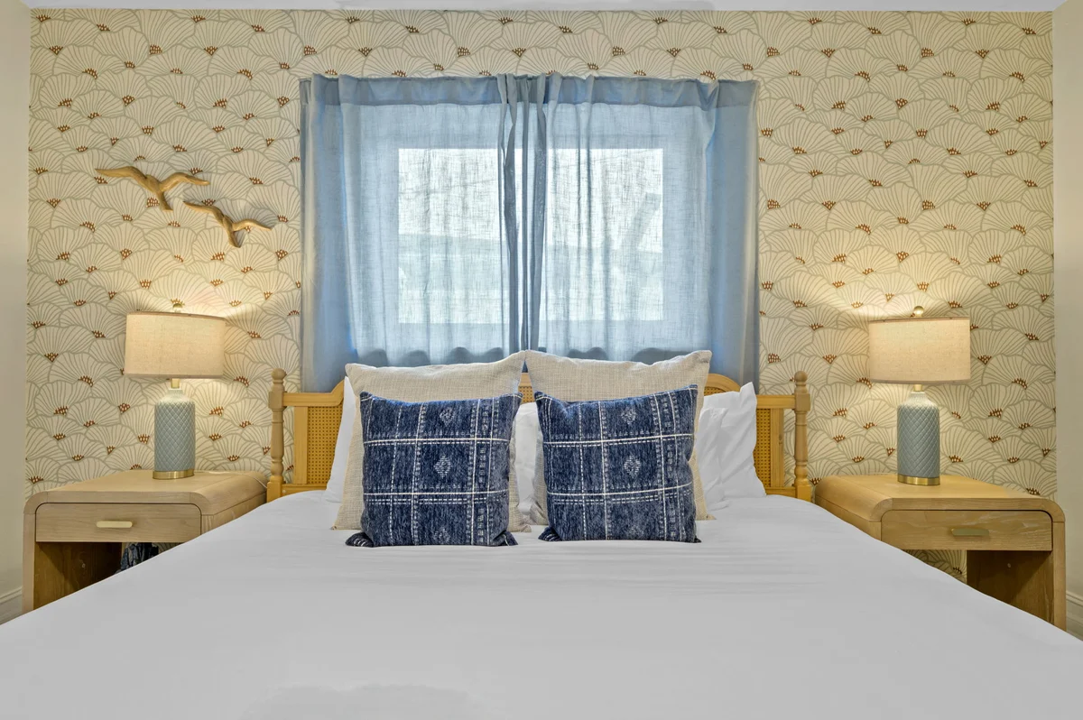 Bedroom image 1