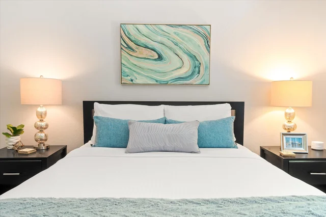 Bedroom image 1