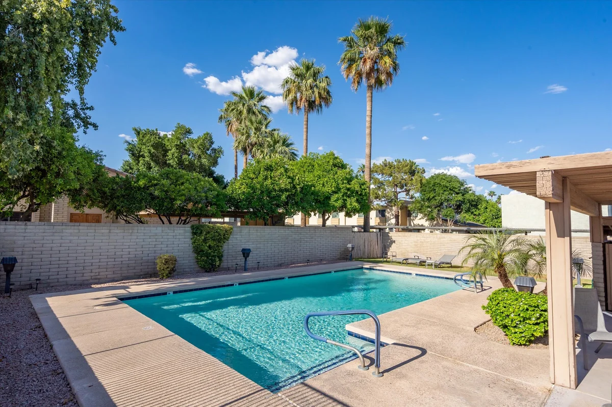 Home in Scottsdale property photo 4