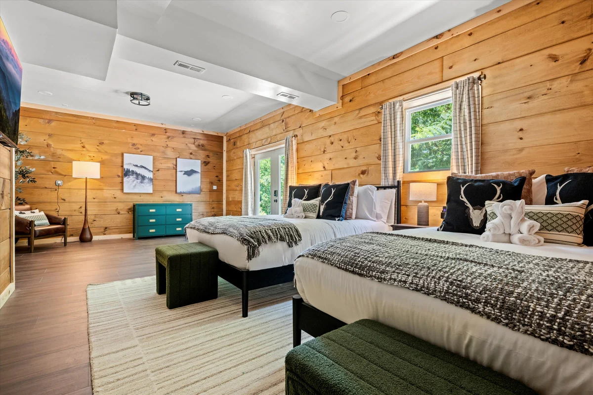 Bedroom image 1