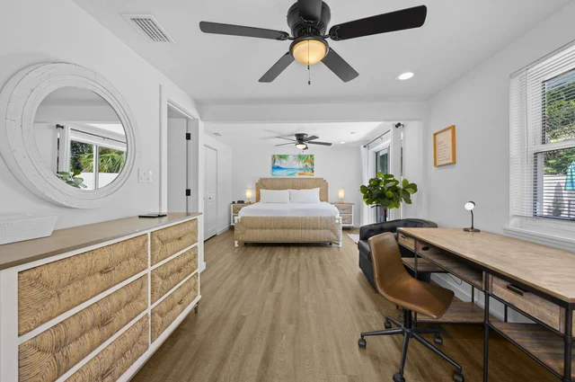 Bedroom image 1