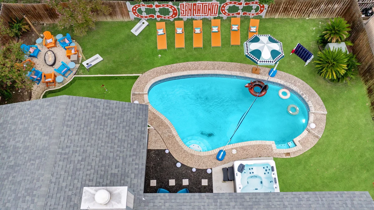 Home in San Antonio property photo 5