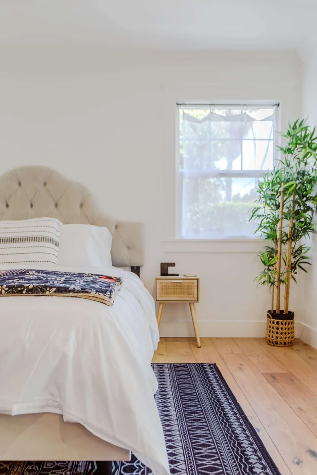 Bedroom image 1