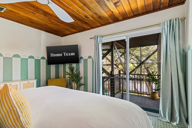 Bedroom image 1