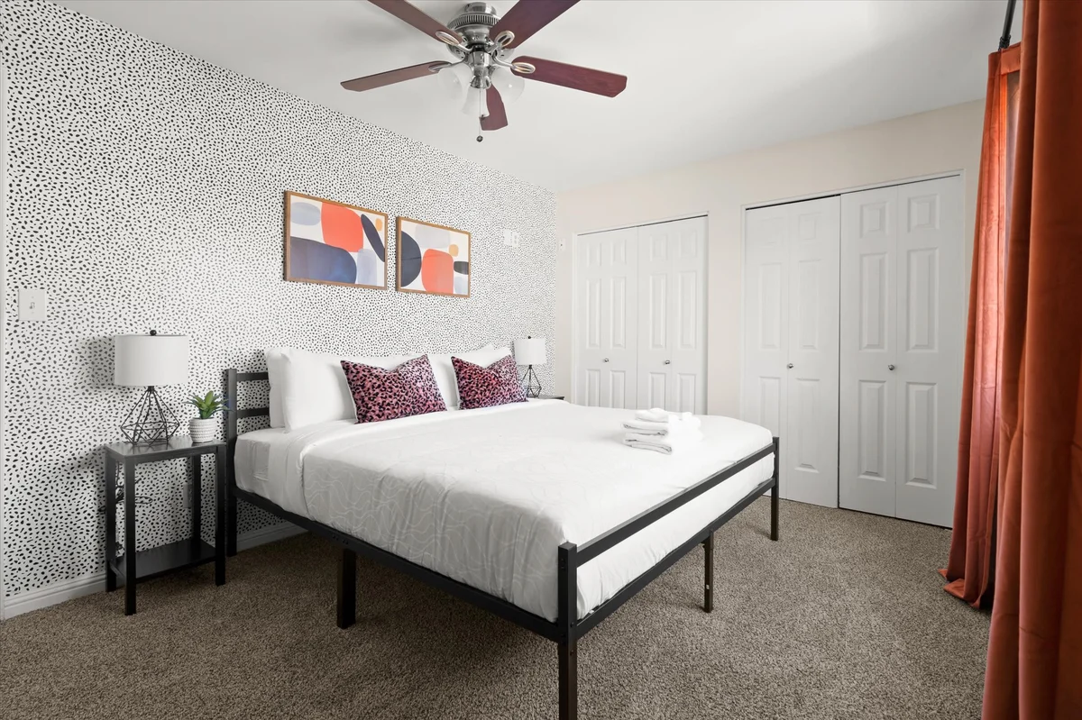 Bedroom image 1