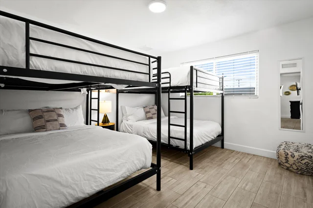 Bedroom image 1
