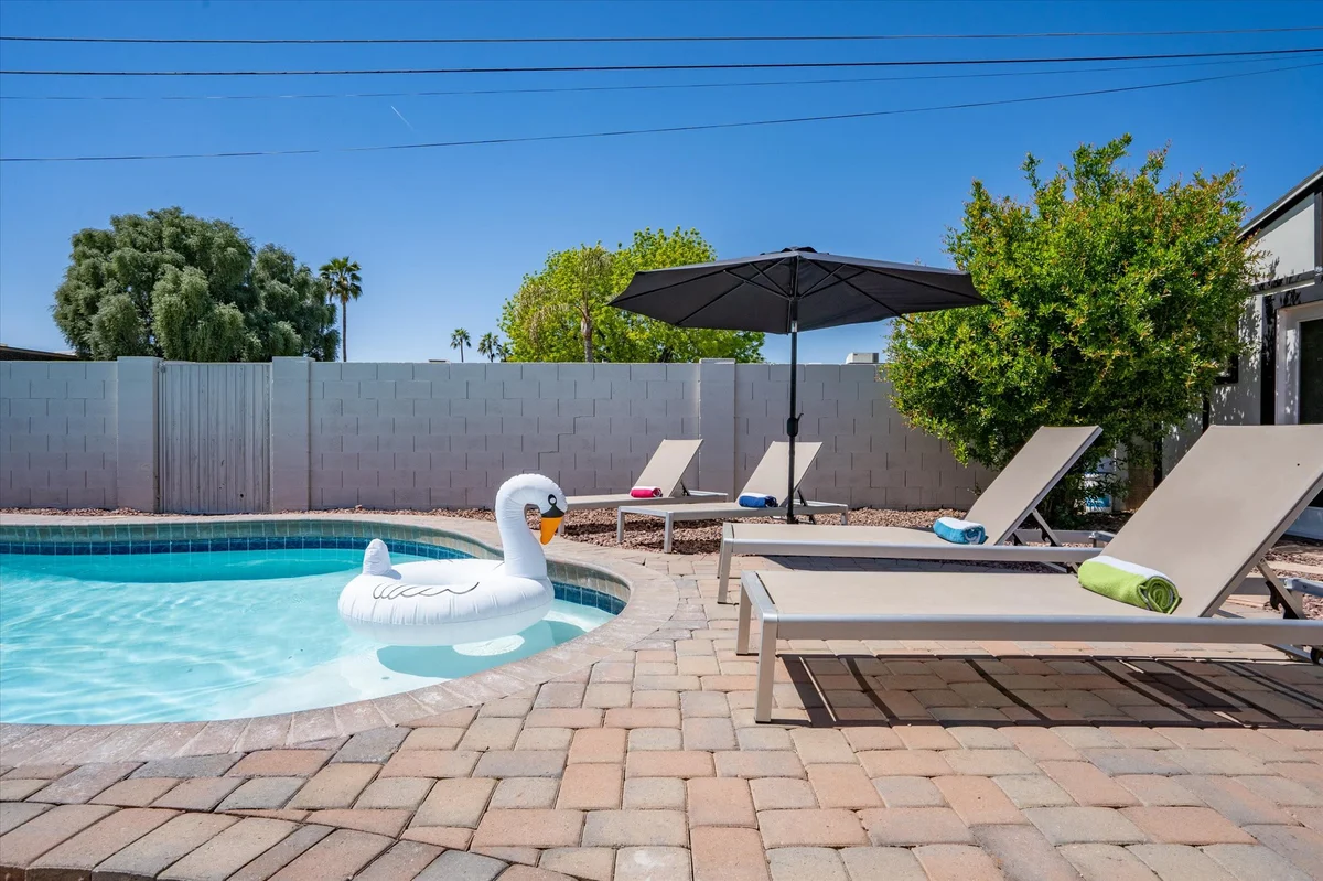 Home in Scottsdale property photo 4