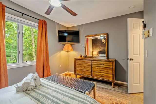 Bedroom image 1