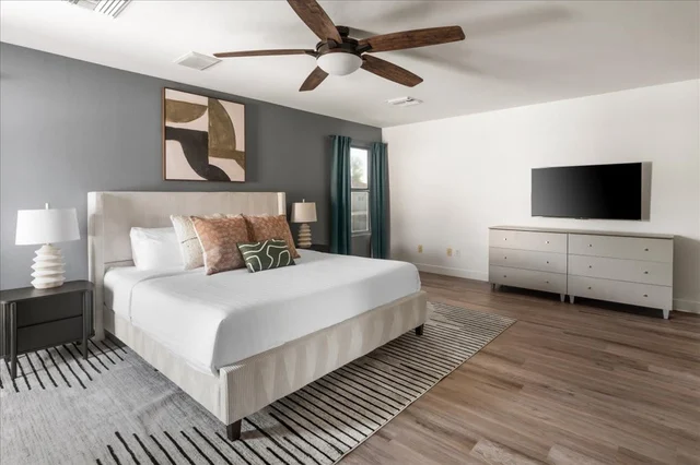Bedroom image 1