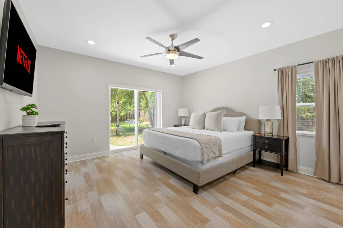 Bedroom image 1