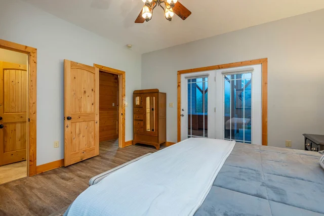 Bedroom image 1