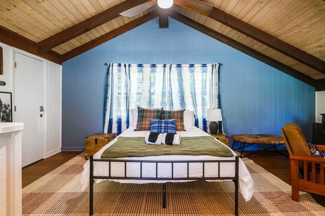 Bedroom image 1