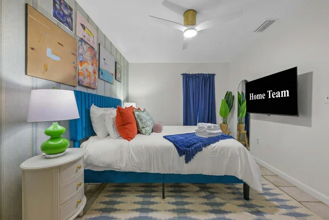 Bedroom image 1