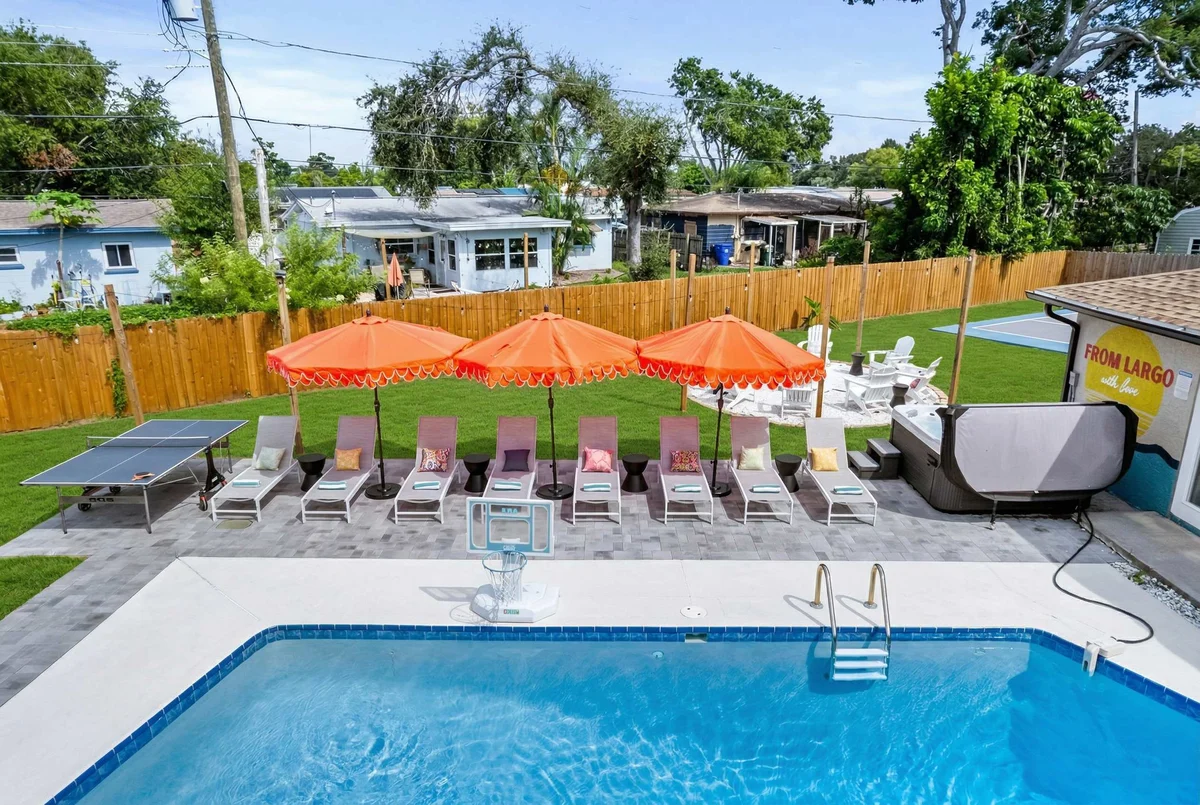 Basketball, Pickleball, Pool, Movie & Game Room property photo 4