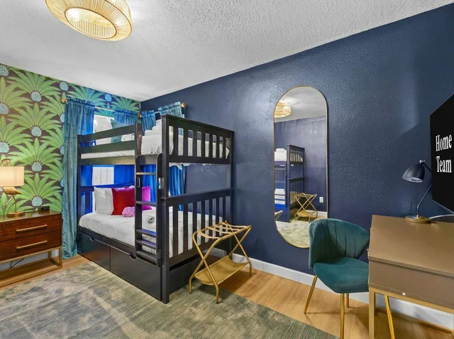 Bedroom image 1