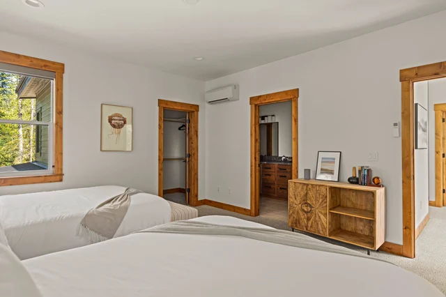 Bedroom image 1