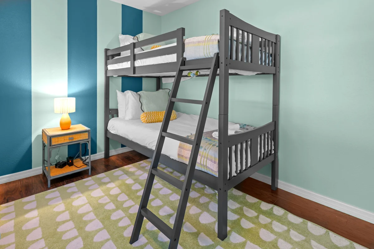 Bedroom image 1