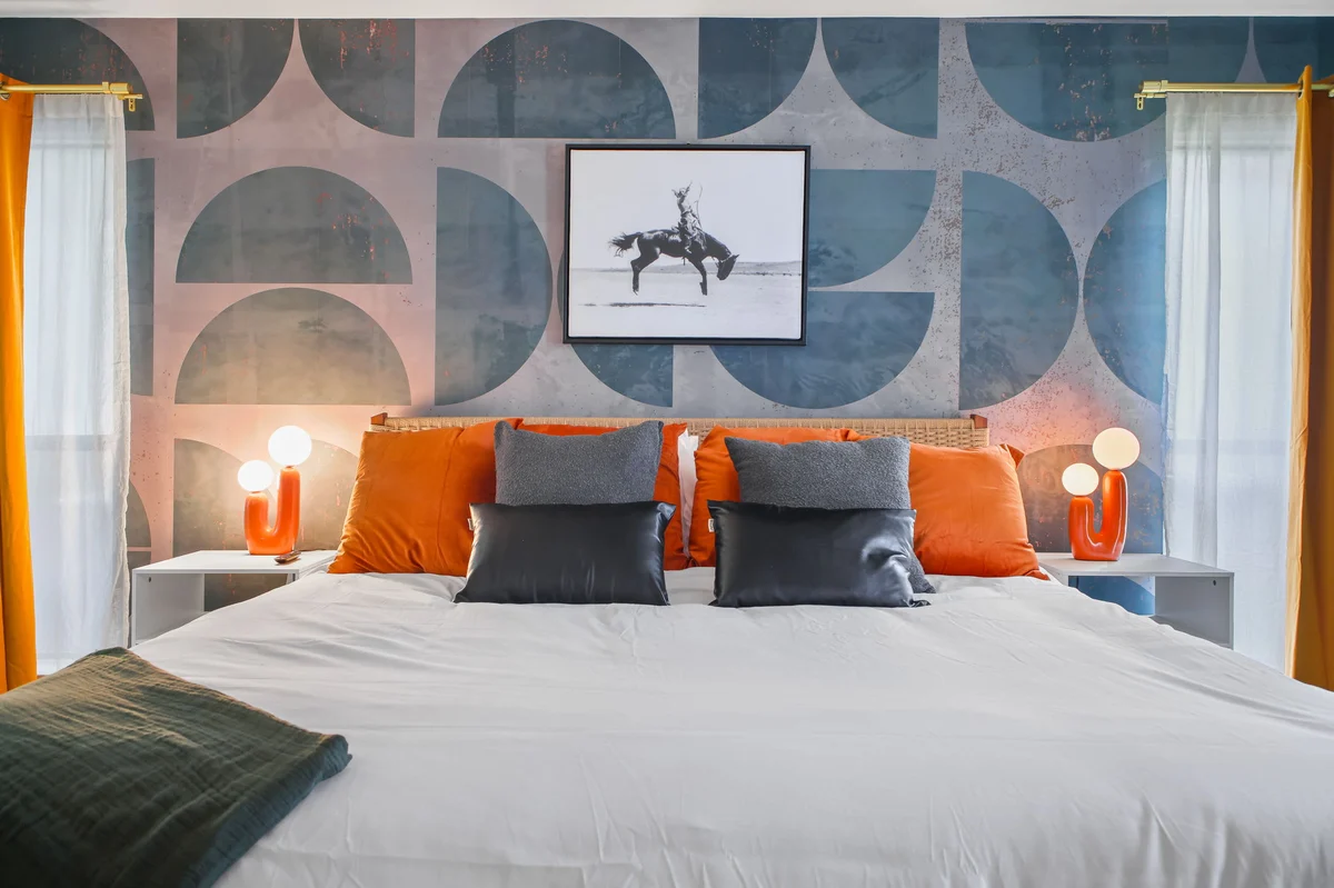Bedroom image 1