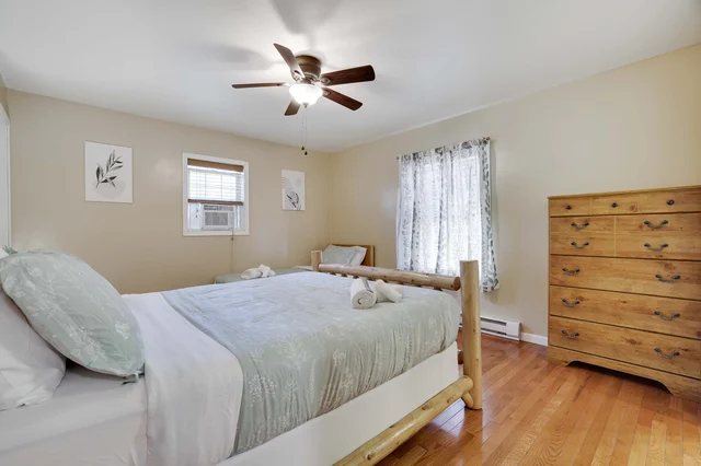 Bedroom image 1