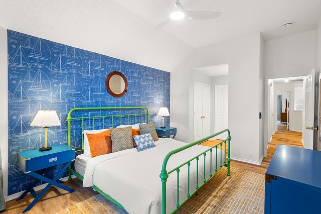 Bedroom image 1