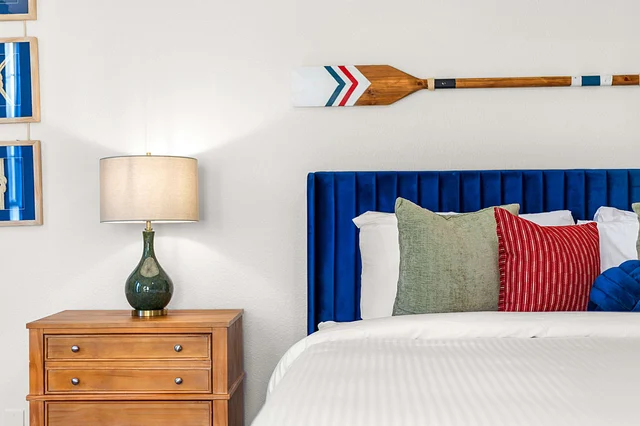 Bedroom image 1