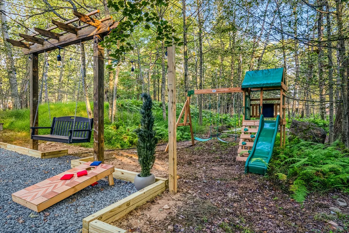 Home in Tobyhanna Township property photo 4