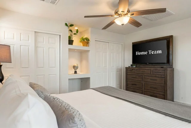 Bedroom image 1